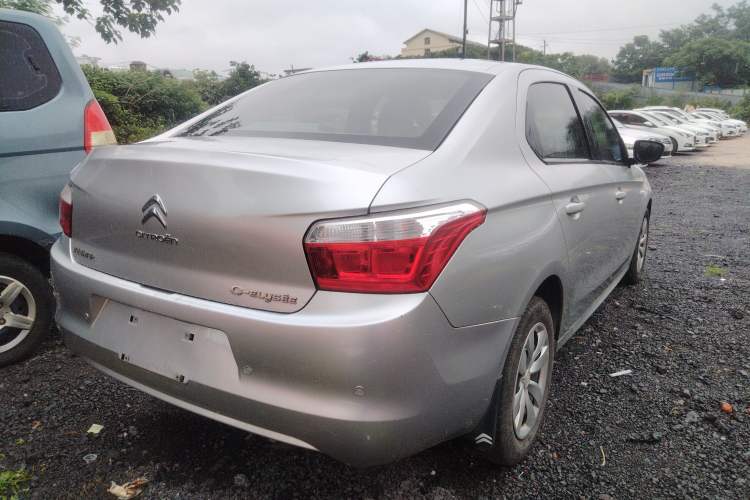 Used Citroen Elysee 2015 Qishang Edition 1.6L Automatic Fashion Model Exterior 5
