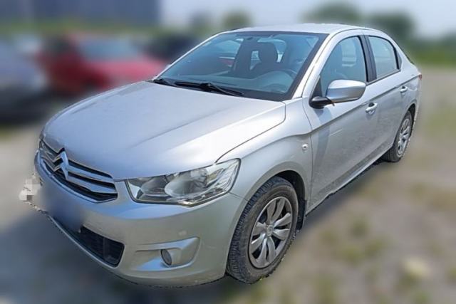 Used Citroen Elysee 2015 Zhishang Edition 1.6L Manual Fashion Model