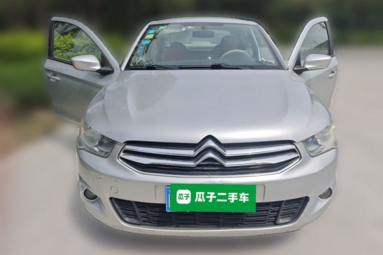 Used Citroen Elysee 2015 Zhishang Edition 1.6L Manual Fashion Model Front