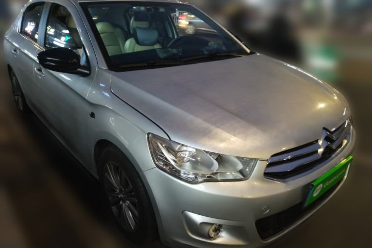 Used Citroen Elysee 2015 Zhishang Edition 1.6L Manual Fashion Model Front Right 45 Deg