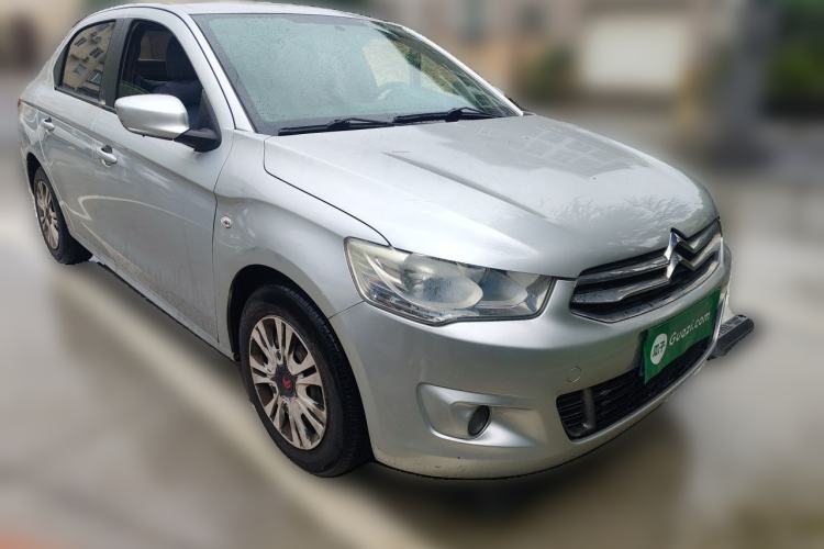 Used Citroen Elysee 2015 Zhishang Edition 1.6L Manual Fashion Model Front Right 45 Deg