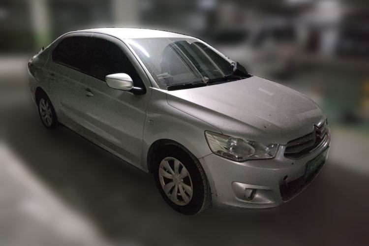 Used Citroen Elysee 2015 Zhishang Edition 1.6L Manual Fashion Model Front Right 45 Deg