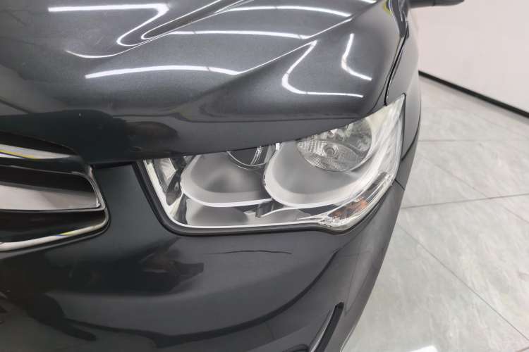 Used Citroen Elysee 2015 Zhishang Edition 1.6L Manual Fashion Model Left Front Headlight