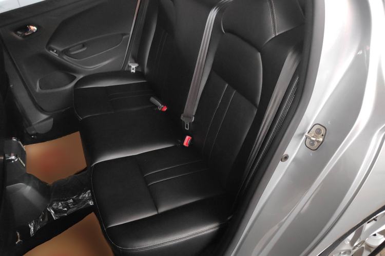 Used Citroen Elysee 2015 Qishang Edition 1.6L Automatic Fashion Model Left Rear Seat