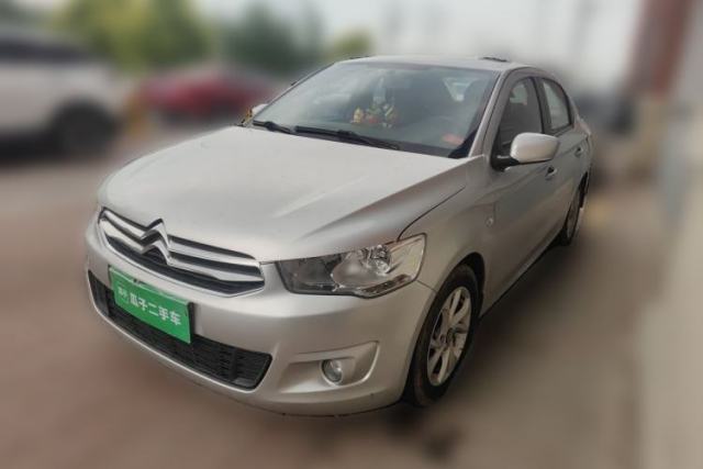 Ojetý Citroen Elysee 2015 Zhishang Edition 1.6L Manual Fashion Model
