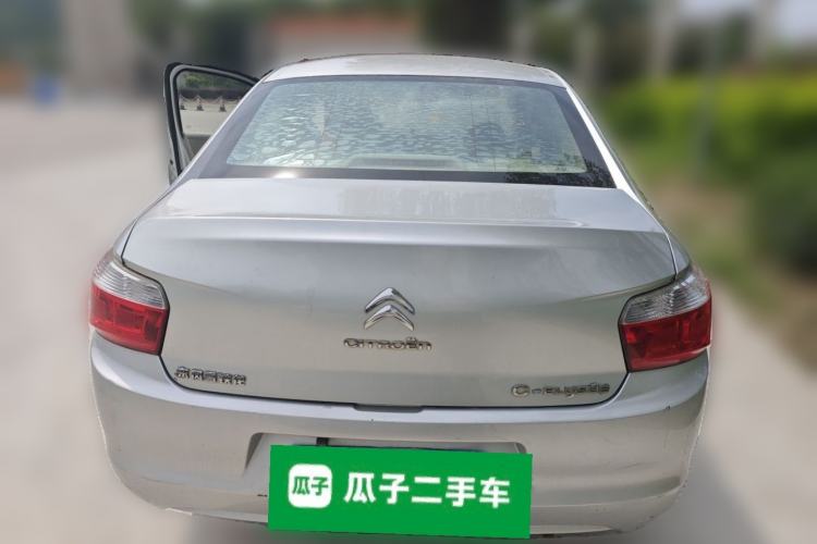 Used Citroen Elysee 2015 Zhishang Edition 1.6L Manual Fashion Model Rear