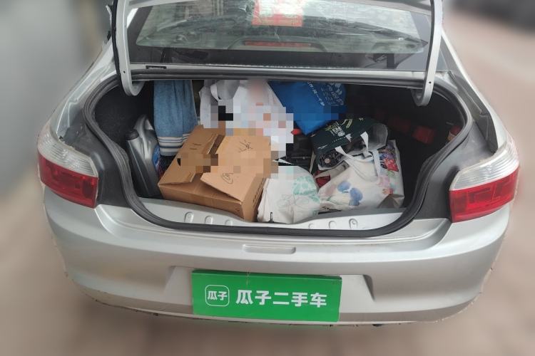 Used Citroen Elysee 2015 Zhishang Edition 1.6L Manual Fashion Model Trunk