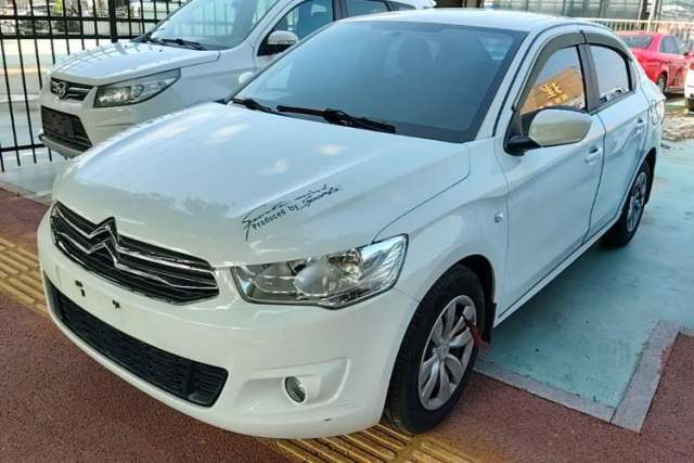 Used Citroen Elysee 2015 Zhishang Edition 1.6L Manual Fashion Model