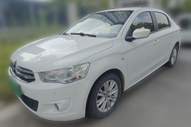 Used Citroen Elysee 2015 Zhishang Edition 1.6L Manual Fashion Model