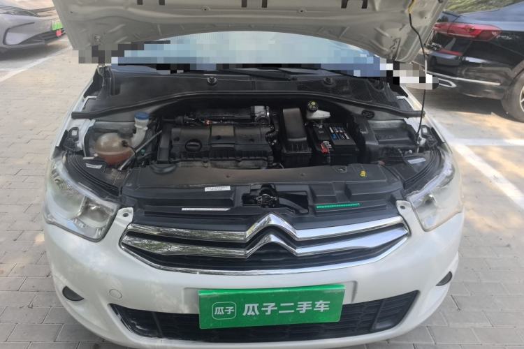Used Citroen Elysee 2015 Zhishang Edition 1.6L Manual Fashion Model Engine Bay