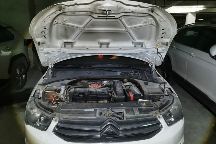 Used Citroen Elysee  Engine Bay