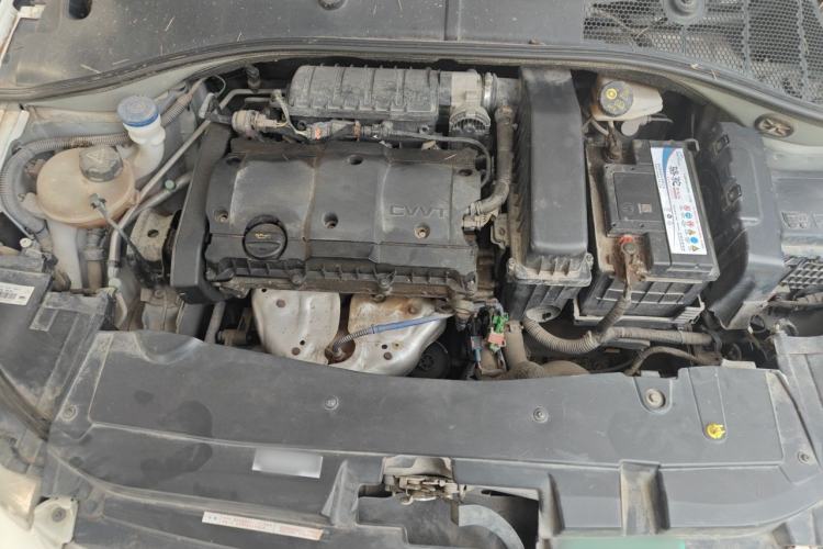 Used Citroen Elysee 2015 Zhishang Edition 1.6L Manual Fashion Model Engine Bay