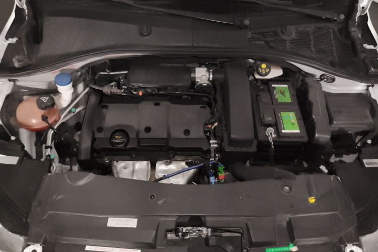 Used Citroen Elysee 2015 Qishang Edition 1.6L Automatic Fashion Model Engine Bay
