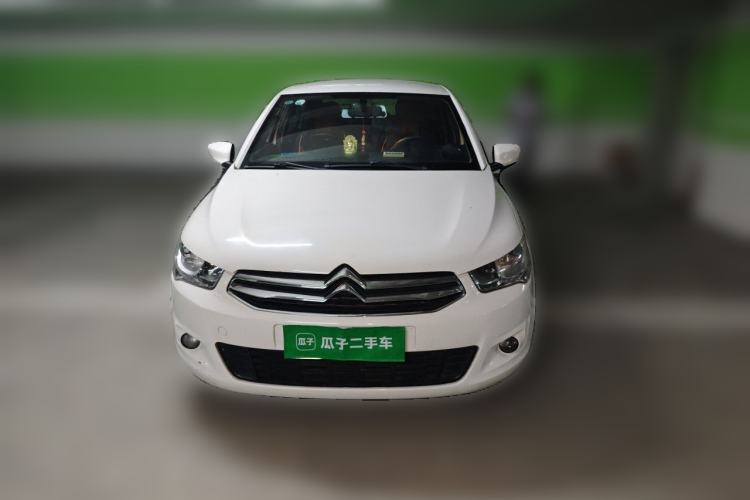 Used Citroen Elysee 2015 Zhishang Edition 1.6L Manual Fashion Model Front