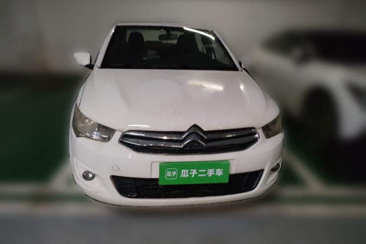 Used Citroen Elysee 2015 Zhishang Edition 1.6L Manual Fashion Model Front