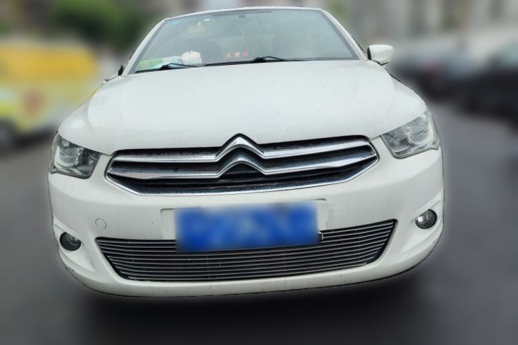 Used Citroen Elysee 2015 Zhishang Edition 1.6L Manual Fashion Model Front