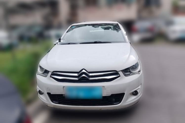 Used Citroen Elysee 2015 Zhishang Edition 1.6L Manual Fashion Model Front