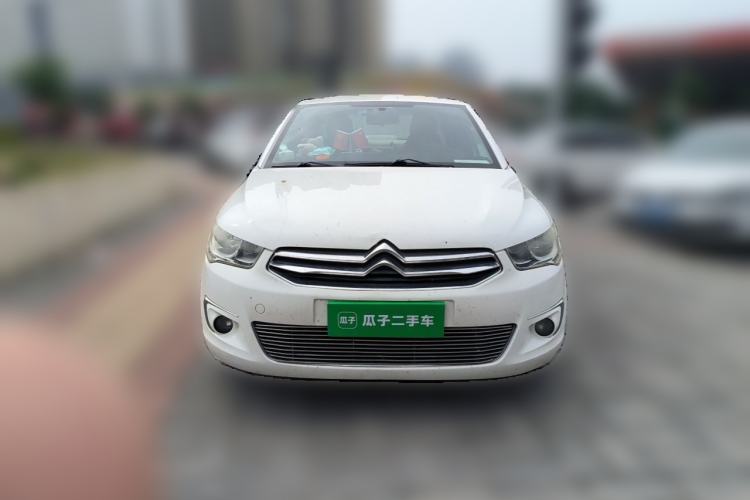 Used Citroen Elysee 2015 Zhishang Edition 1.6L Manual Fashion Model Front