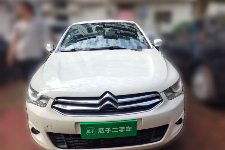 Used Citroen Elysee 2015 Zhishang Edition 1.6L Manual Fashion Model Front