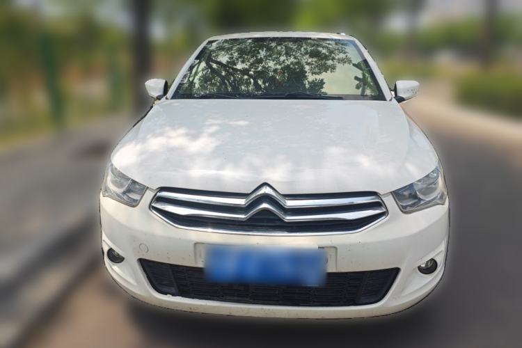 Used Citroen Elysee 2015 Zhishang Edition 1.6L Manual Fashion Model Front
