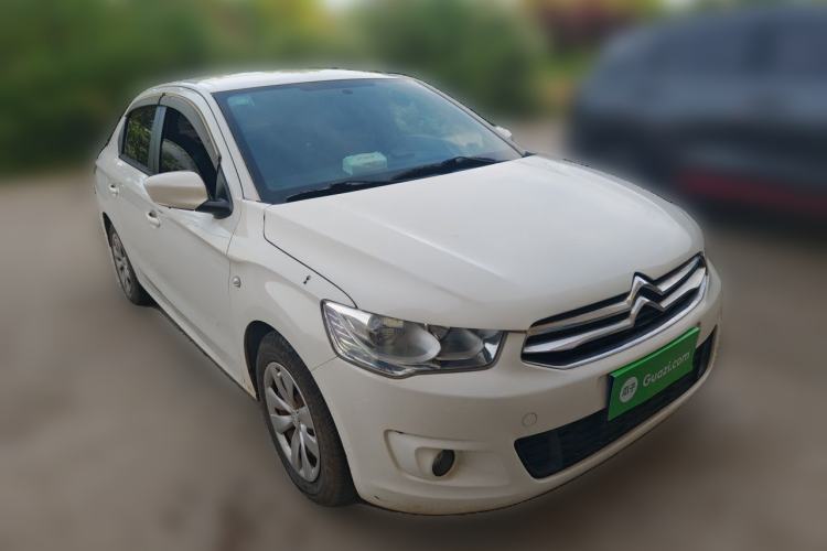 Used Citroen Elysee 2015 Zhishang Edition 1.6L Manual Fashion Model Front Right 45 Deg