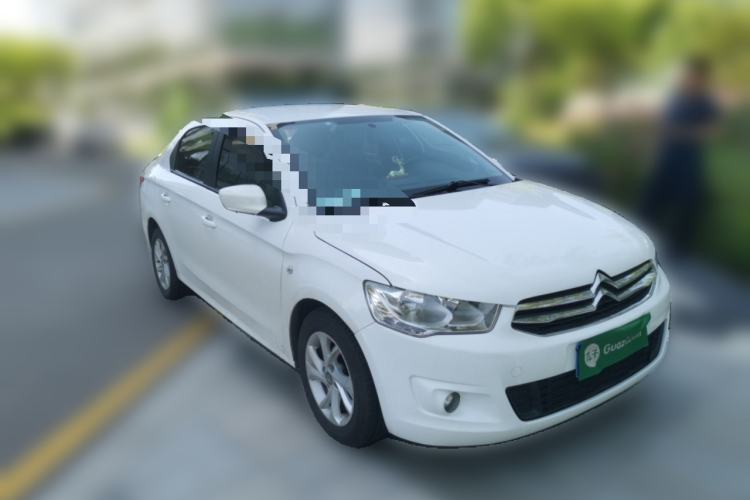 Used Citroen Elysee 2015 Zhishang Edition 1.6L Manual Fashion Model Front Right 45 Deg