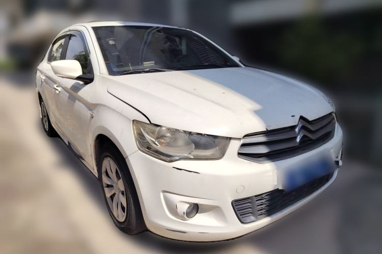 Used Citroen Elysee 2015 Zhishang Edition 1.6L Manual Fashion Model Front Right 45 Deg