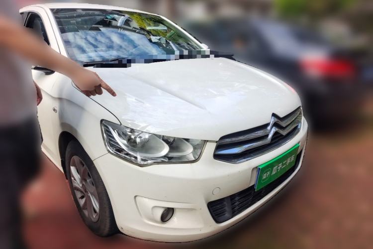 Used Citroen Elysee 2015 Zhishang Edition 1.6L Manual Fashion Model Front Right 45 Deg
