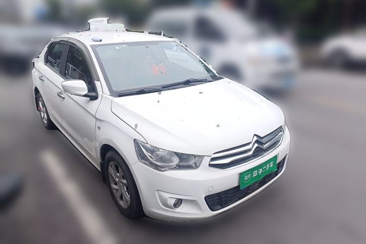Used Citroen Elysee 2015 Zhishang Edition 1.6L Manual Fashion Model Front Right 45 Deg