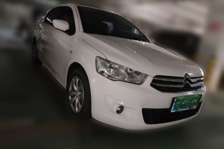 Used Citroen Elysee 2015 Zhishang Edition 1.6L Manual Fashion Model Front Right 45 Deg