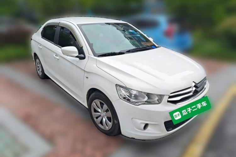 Used Citroen Elysee 2015 Zhishang Edition 1.6L Manual Fashion Model Front Right 45 Deg
