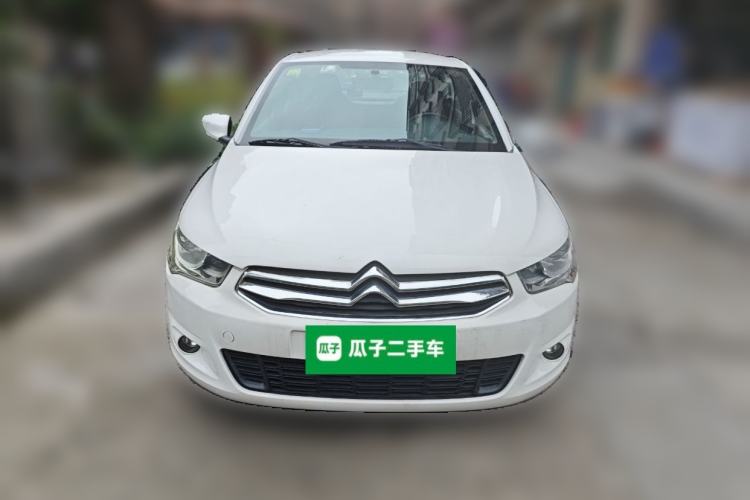 Used Citroen Elysee 2015 Zhishang Edition 1.6L Manual Fashion Model Front