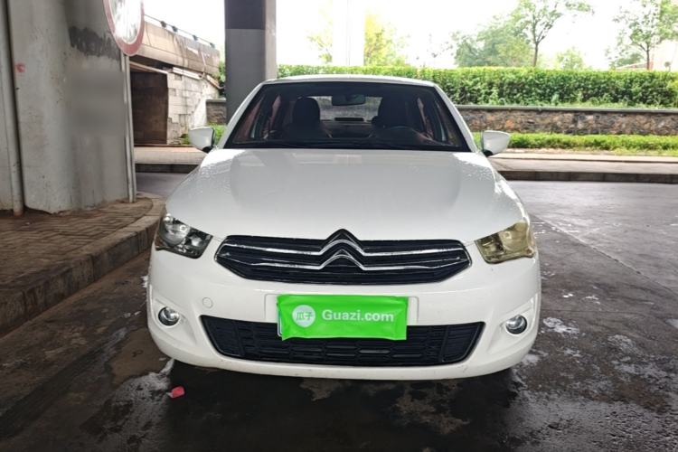 Used Citroen Elysee 2015 Zhishang Edition 1.6L Manual Fashion Model Front