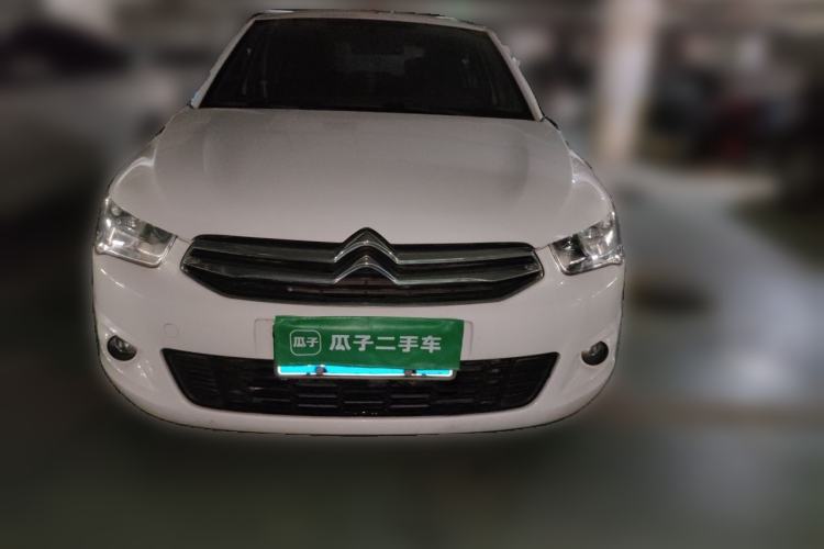 Used Citroen Elysee 2015 Zhishang Edition 1.6L Manual Fashion Model Front