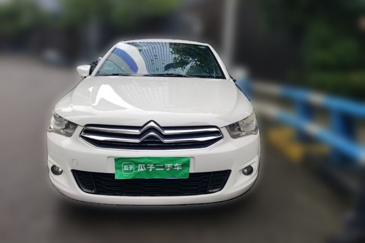 Used Citroen Elysee 2015 Zhishang Edition 1.6L Manual Fashion Model Front