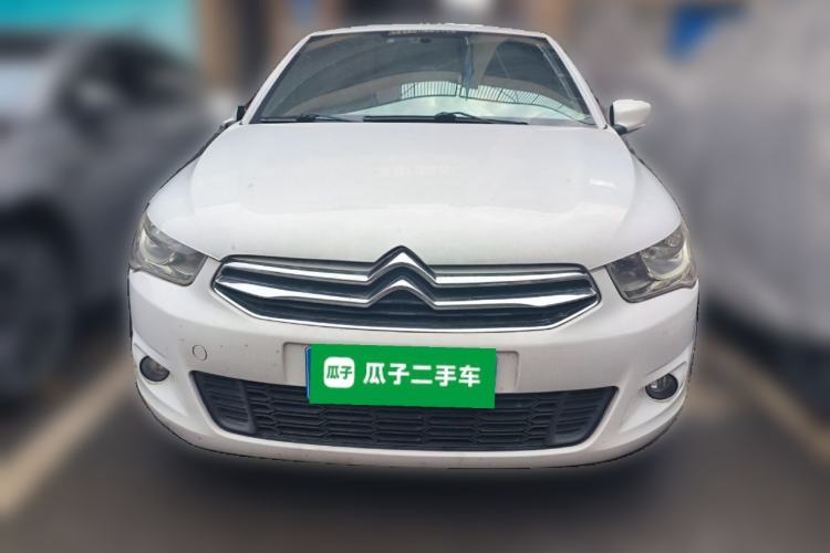 Used Citroen Elysee 2015 Zhishang Edition 1.6L Manual Fashion Model Front