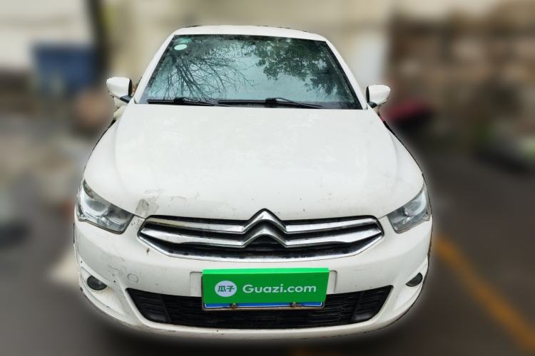 Used Citroen Elysee 2015 Zhishang Edition 1.6L Manual Fashion Model Front