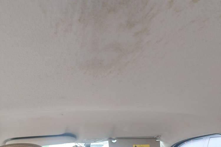 Used Citroen Elysee 2015 Zhishang Edition 1.6L Manual Fashion Model Headliner