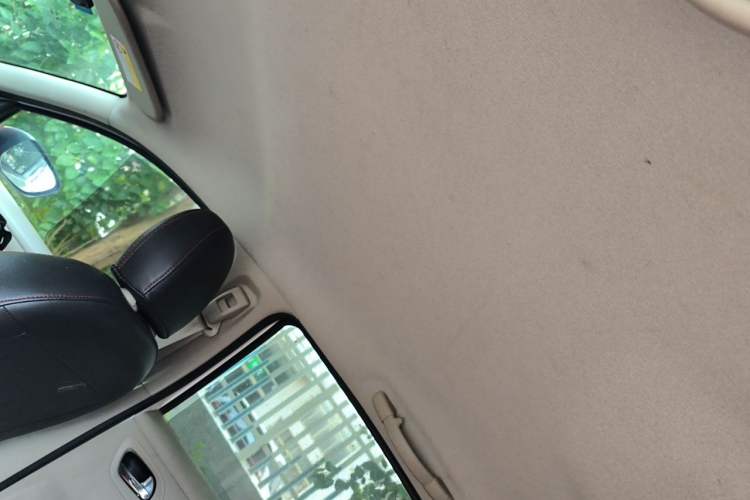 Used Citroen Elysee 2015 Zhishang Edition 1.6L Manual Fashion Model Headliner
