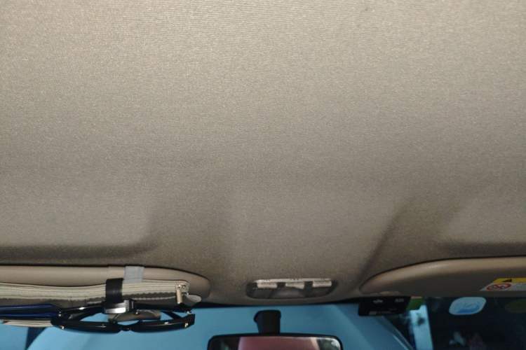 Used Citroen Elysee 2015 Qishang Edition 1.6L Automatic Fashion Model Headliner