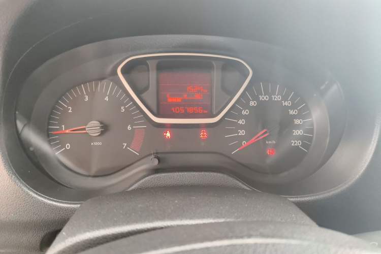 Used Citroen Elysee 2015 ZhiShang Edition 1.6L Manual Comfort Model Instrument Cluster