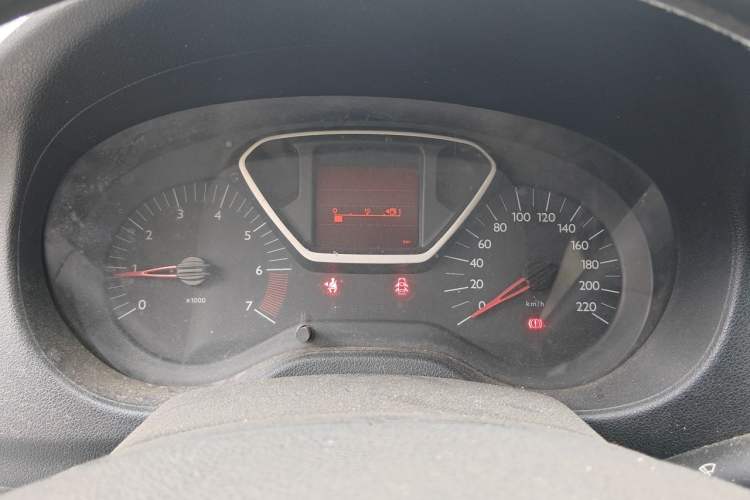Used Citroen Elysee 2015 Zhishang Edition 1.6L Manual Fashion Model Instrument Cluster