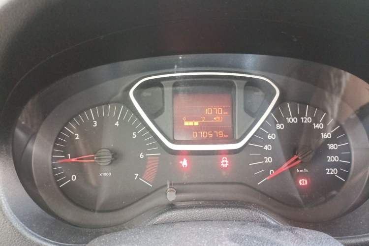 Used Citroen Elysee 2015 ZhiShang Edition 1.6L Manual Comfort Model Instrument Cluster