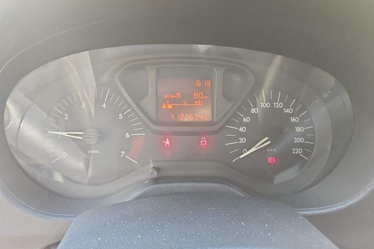 Used Citroen Elysee 2015 Zhishang Edition 1.6L Manual Fashion Model Instrument Cluster