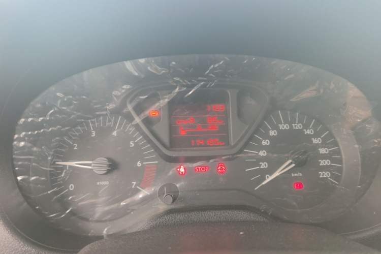Used Citroen Elysee 2015 Zhishang Edition 1.6L Manual Fashion Model Instrument Cluster