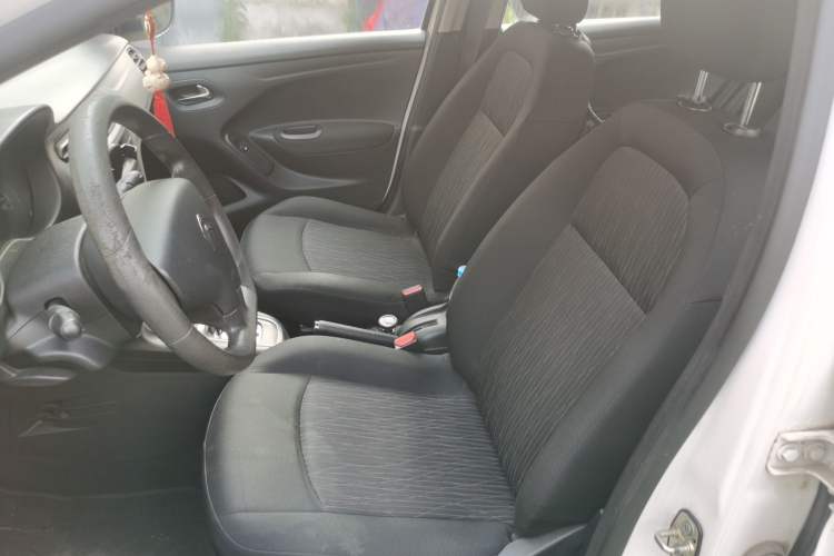 Used Citroen Elysee 2015 Qishang Edition 1.6L Automatic Fashion Model Left Front Seat