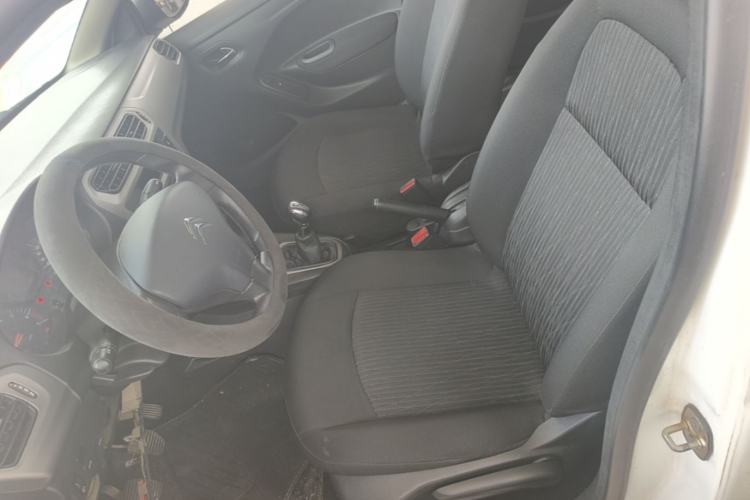 Used Citroen Elysee 2015 Zhishang Edition 1.6L Manual Fashion Model Left Front Seat
