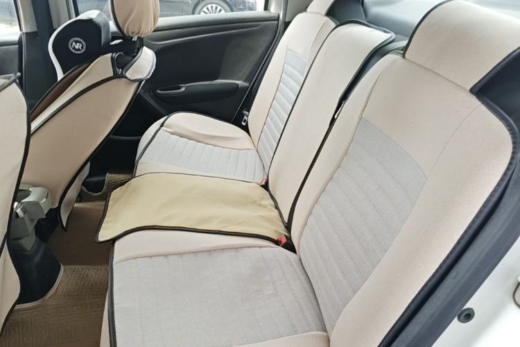 Used Citroen Elysee 2015 Zhishang Edition 1.6L Manual Fashion Model Left Rear Seat
