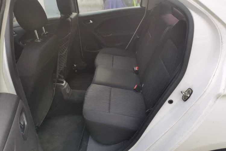 Used Citroen Elysee 2015 Qishang Edition 1.6L Automatic Fashion Model Left Rear Seat