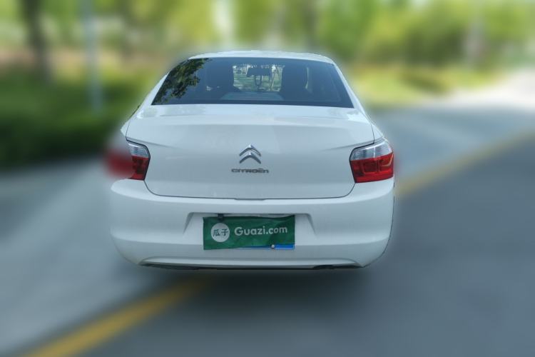 Used Citroen Elysee 2015 Zhishang Edition 1.6L Manual Fashion Model Rear